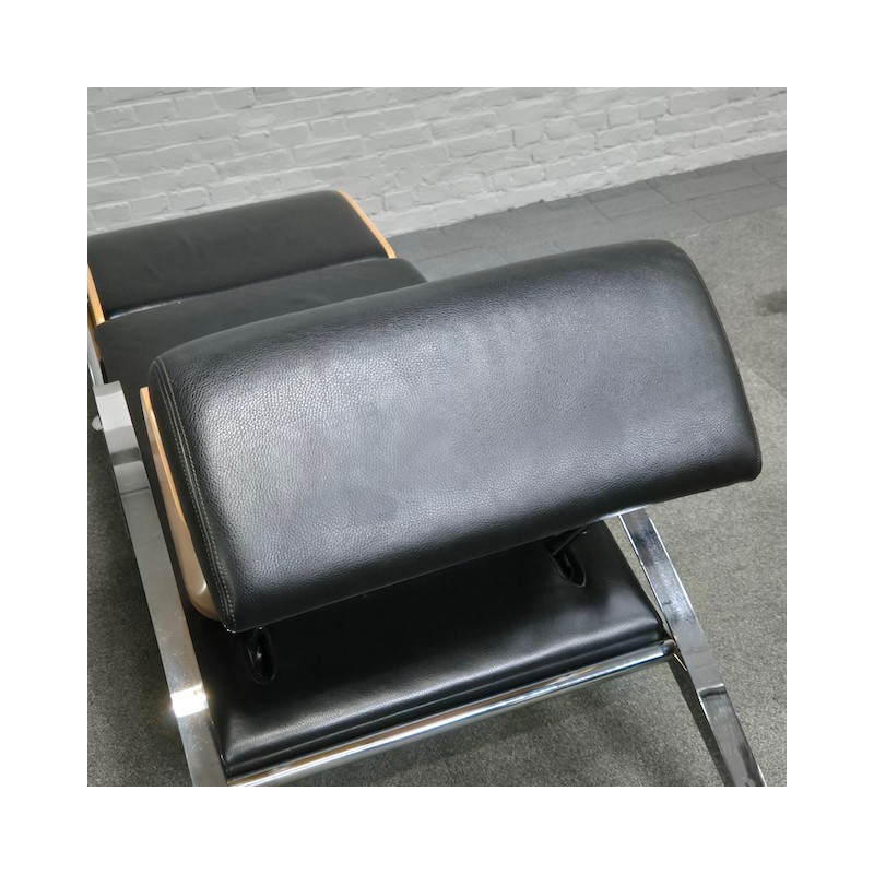 Black leather lounge chair Futuro 3 by Massimo Iosa Ghini for Moroso - Italy 1980's