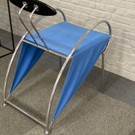 Blauwe Velox armstoel van Massimo Iosa Ghini voor Moroso - Italië midden jaren 80