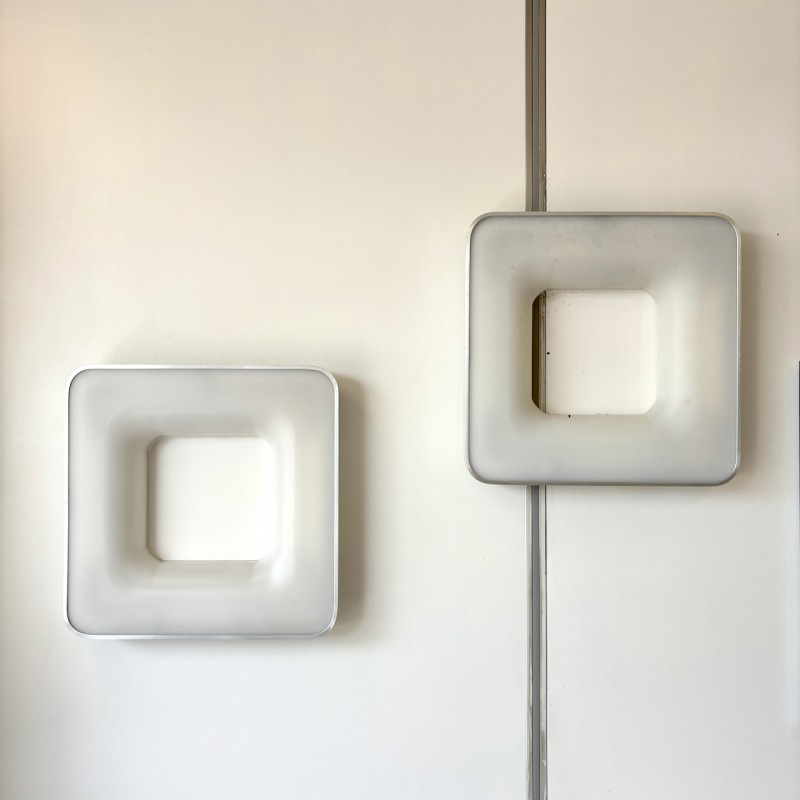 Pair Post Modern wall sconces - 1990's
