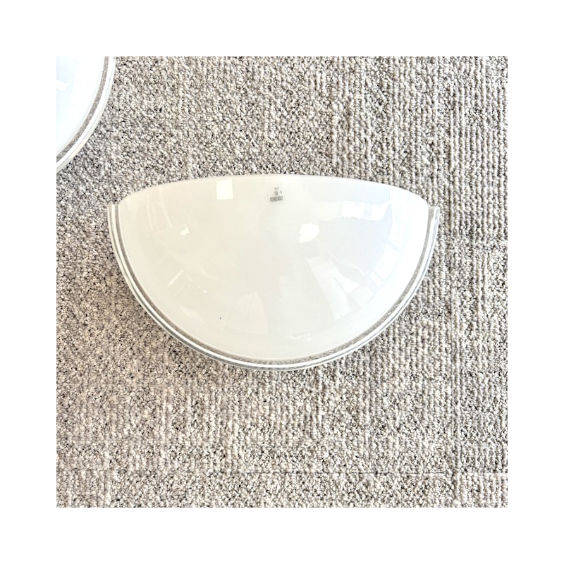 Pair of milk glass Murano Vetri wall lamps - 1980s