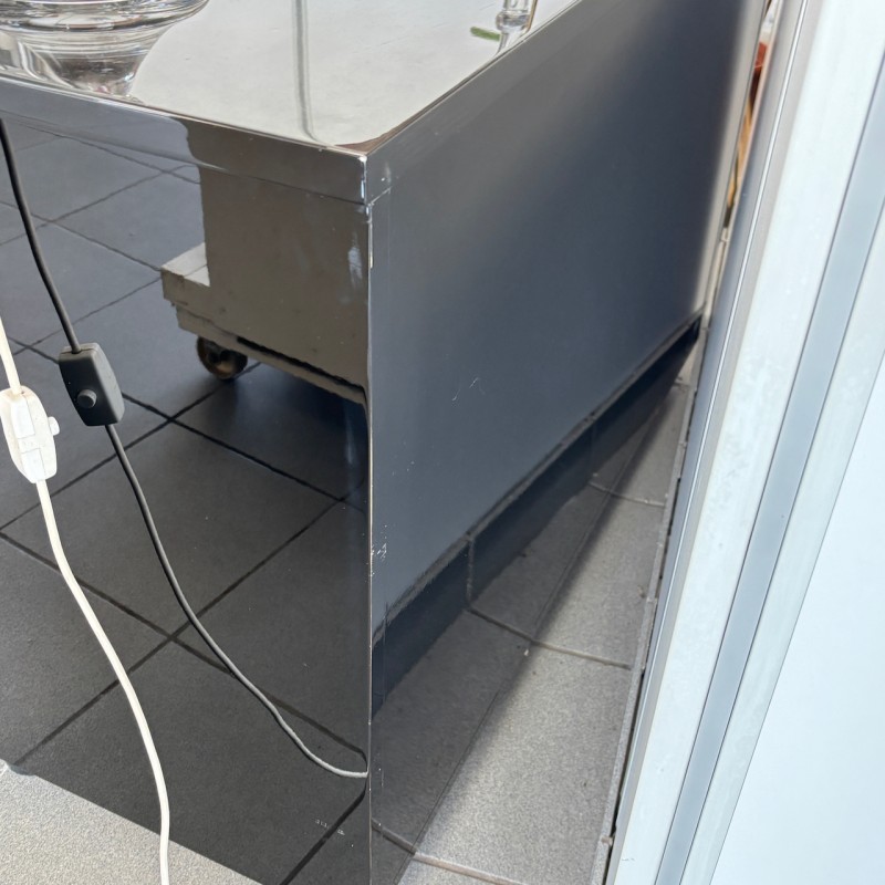 Zwart gelakte commode - jaren 90