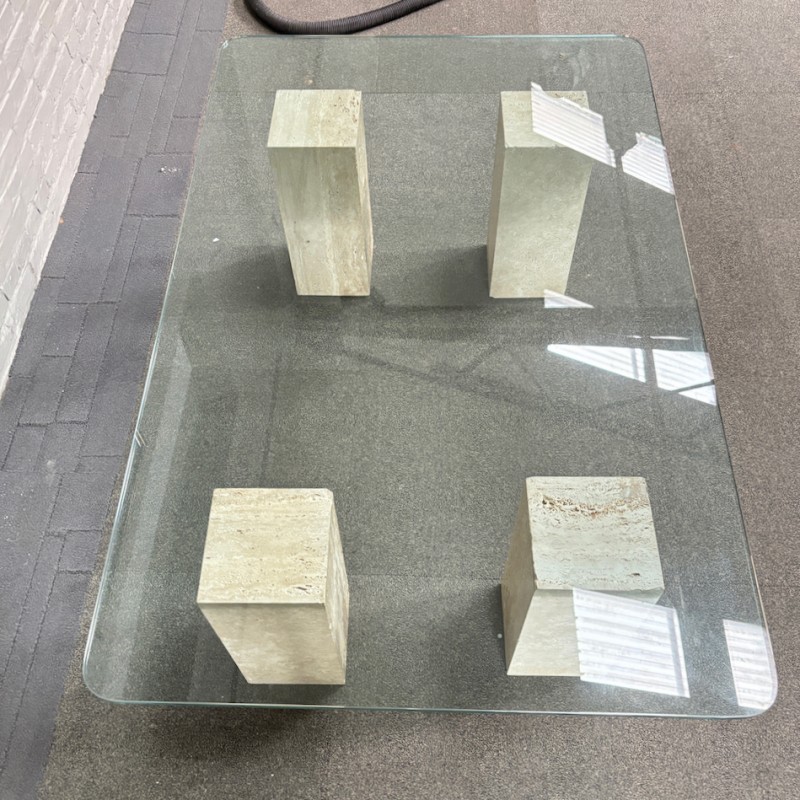 Travertine salontafel met glazen blad - 1980's