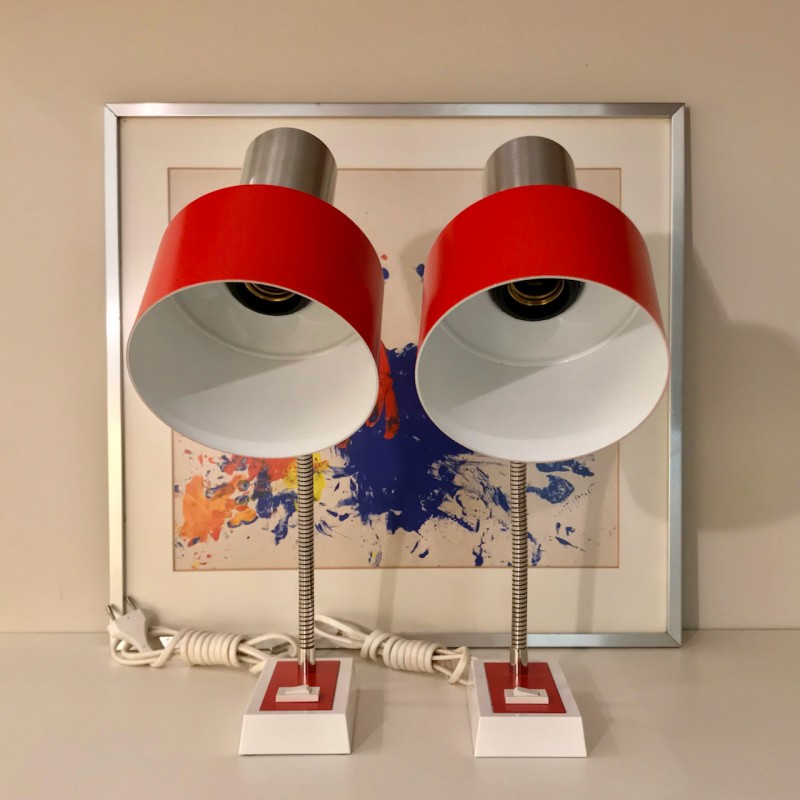Paar rode vintage sis bureau lampen