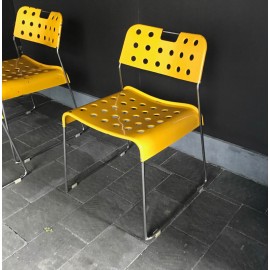 Set of 4 yellow Omstak chairs, Rodney Kinsman