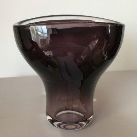 Burgundy Murano glassvase