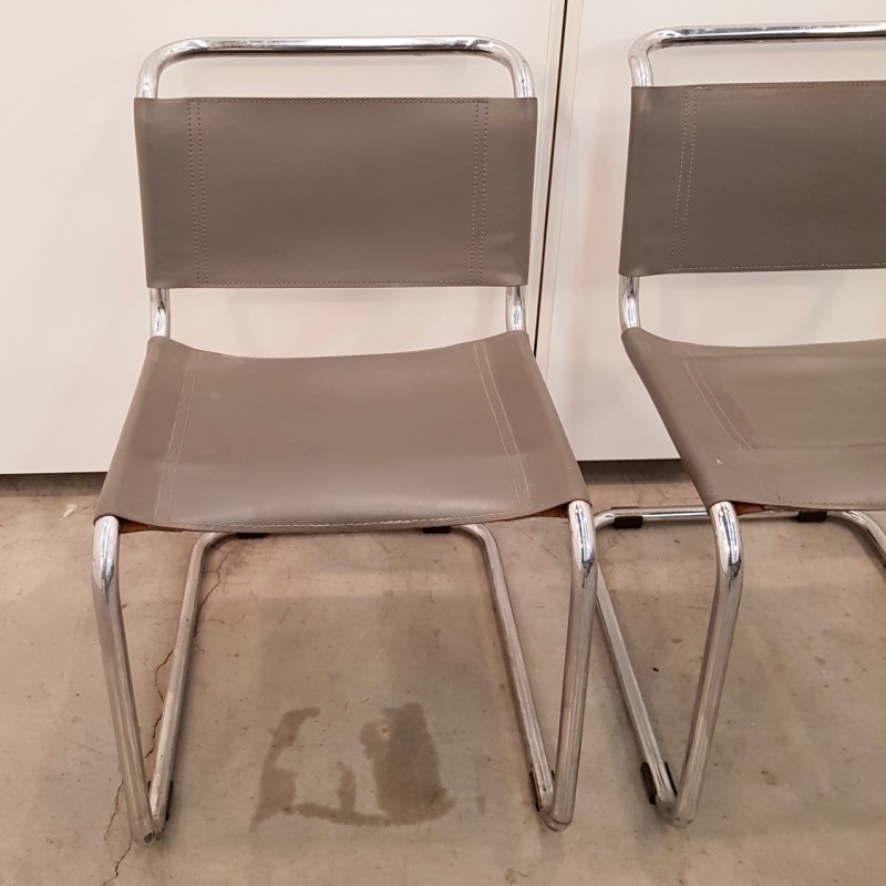 Pair of leather chairs after Mart Stam