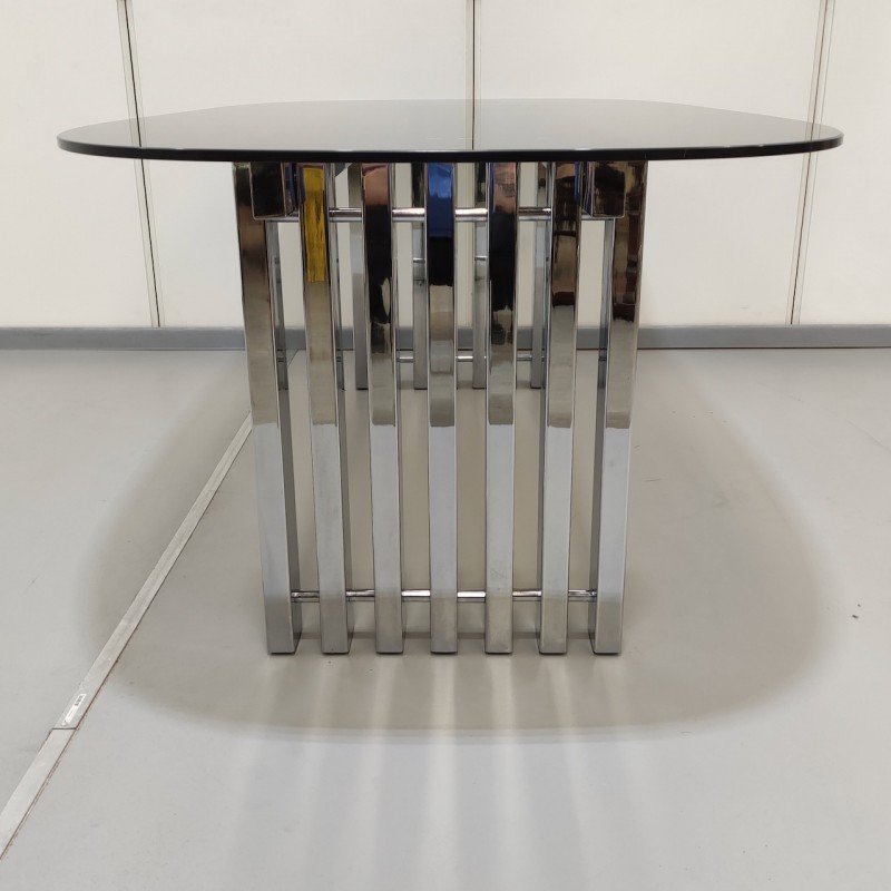 Eetkamer tafel met chromen onderstel - Roche Bobois