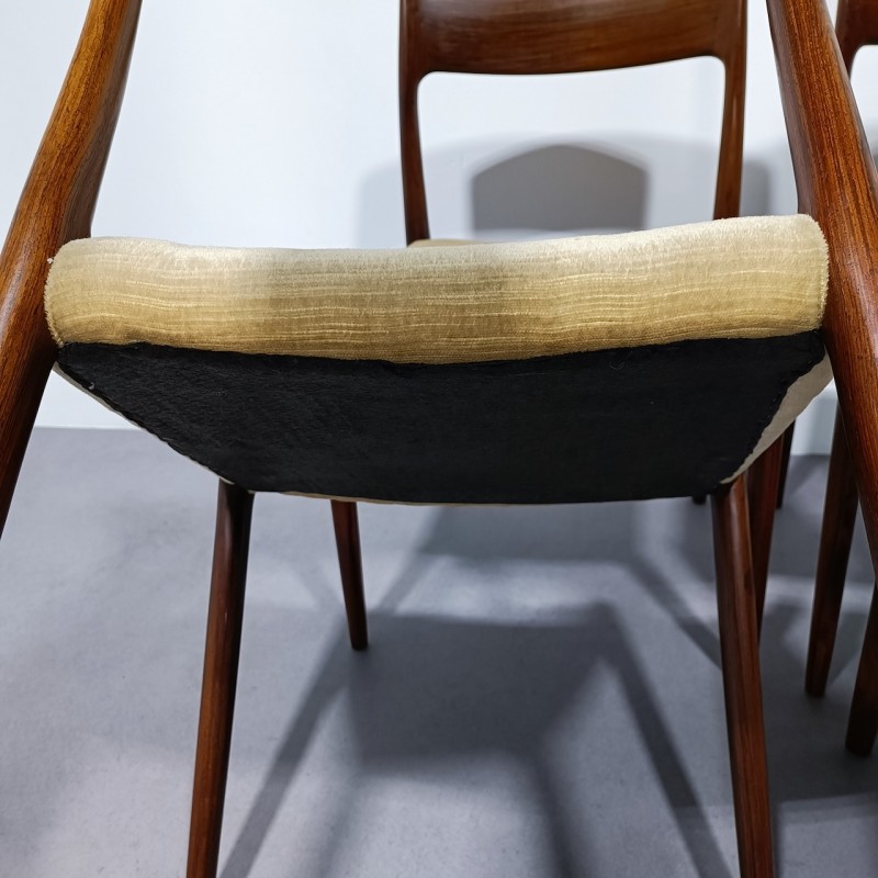 4 Chairs By Niels Moller Model R77, Niels Moller Dining Chairs 75 Inches