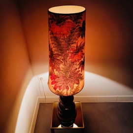 Keramische vintage lamp met hoge lampenkap