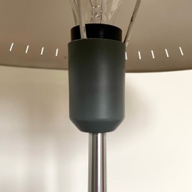 Grote grijs/groene Senior Louis Kalff lamp