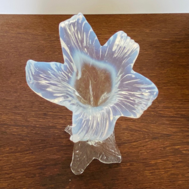 Iridescent Lily flower vase
