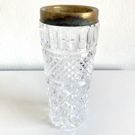 Crystal vase with brass rim
