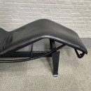 LC4 chaise longue à réglage continu noir - Cassina jaren 80 - Le Corbusier, Pierre Jeanneret & Charlotte Perriand.