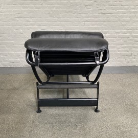 LC4 chaise longue à réglage continu noir - Cassina 1980's - Le Corbusier, Pierre Jeanneret & Charlotte Perriand.