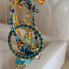 Vintage Lunch at the Ritz Ocean blue loop clip earrings - 2000's